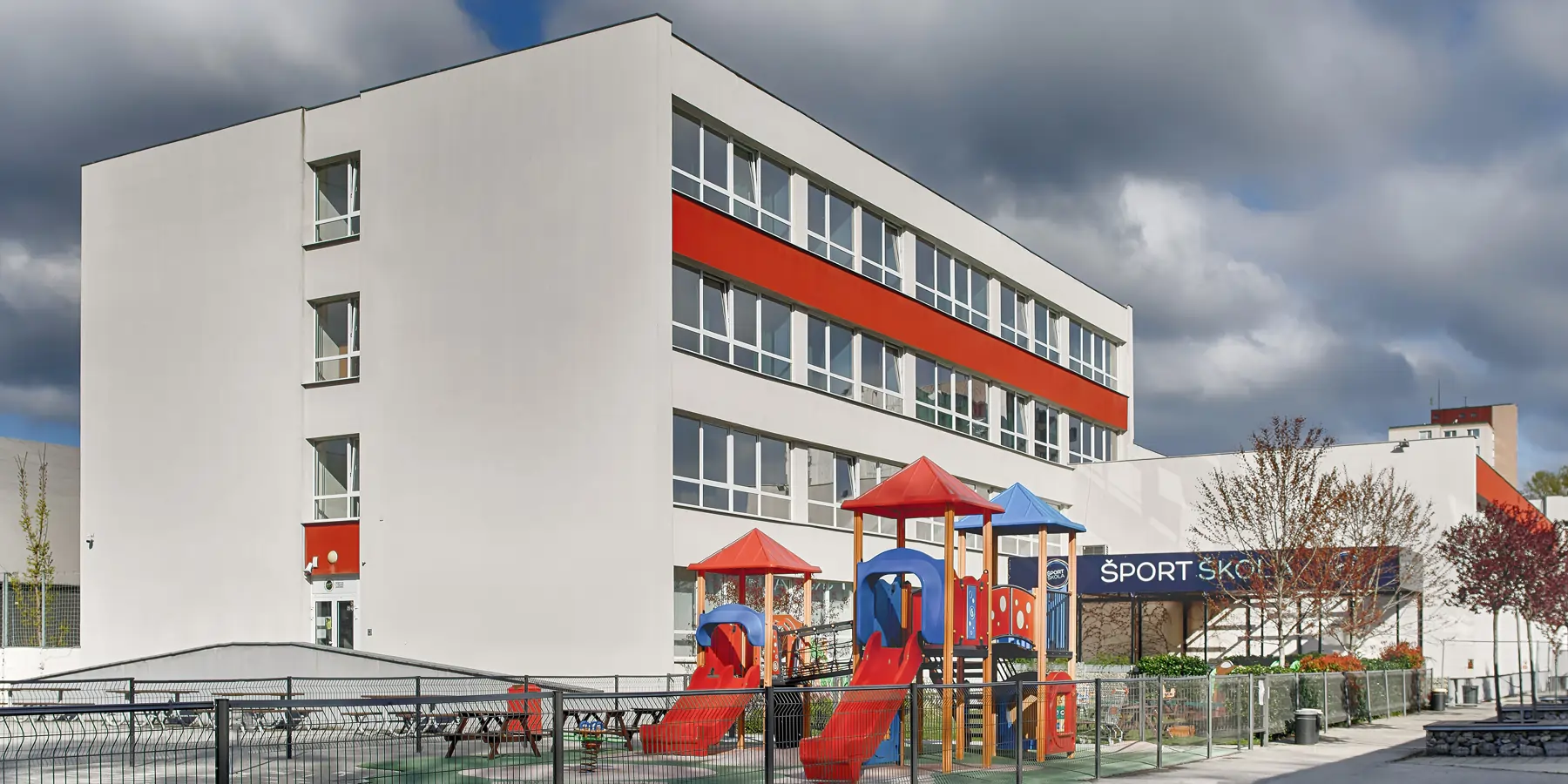 Fotogaléria ŠPORTŠKOLY - budova